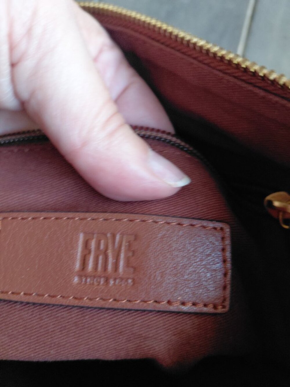 Frye brown leather buckle crossbody bag New - Picture 4 of 7